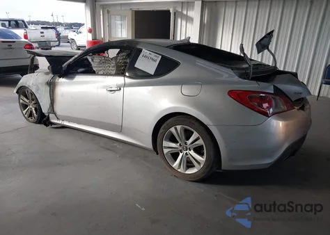 2011 Hyundai Genesis 2.0T z USA, uszkodzony, nr VIN KMHHT6KD4BU052848